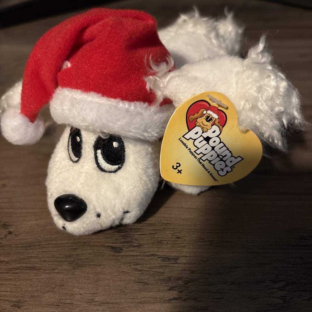 Pound Puppies Christmas‎ Plush 2004 Mattel White Dog Santa NWT Holiday Ornament